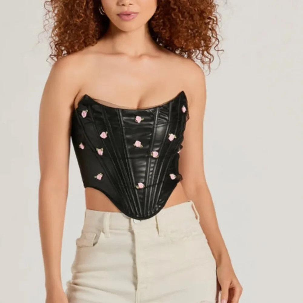 NWT Windsor faux leather corset size small and medium